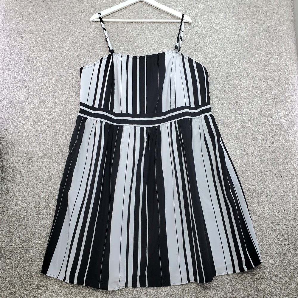 Lane Bryant Fit & Flare Dress Womens 28 Black White Striped Adjustable Straps